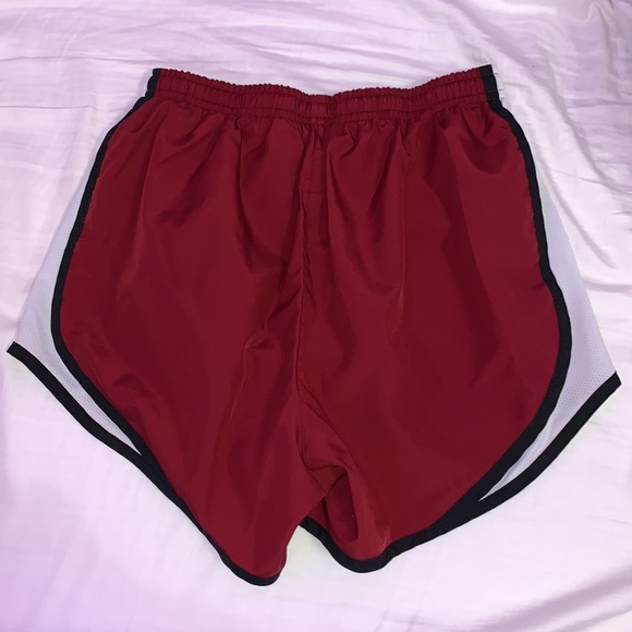 Nike Women’s Maroon Athletic Shorts - Picture 2 of 4